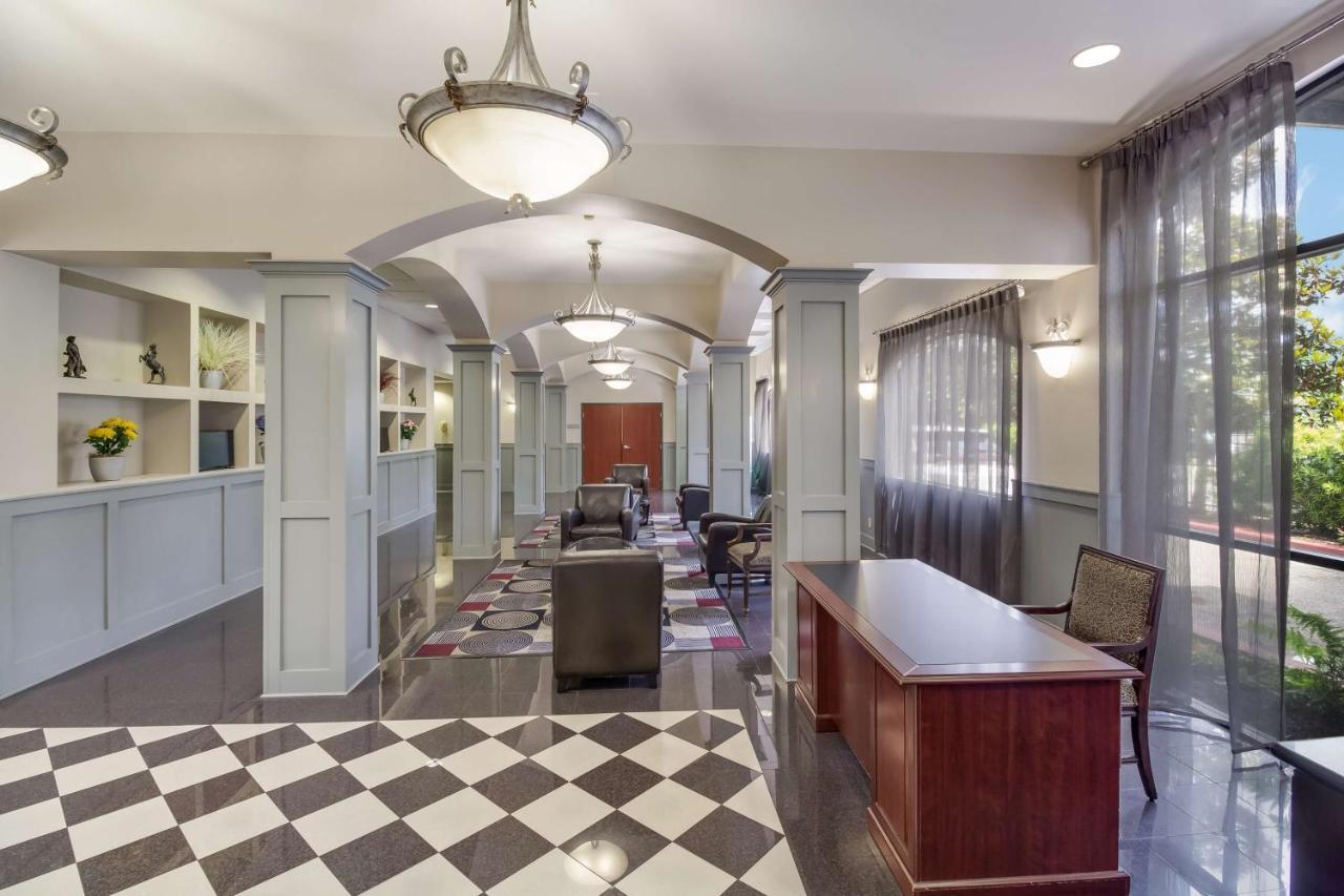 Surestay Plus Hotel By Best Western Houston Medical Center Εξωτερικό φωτογραφία
